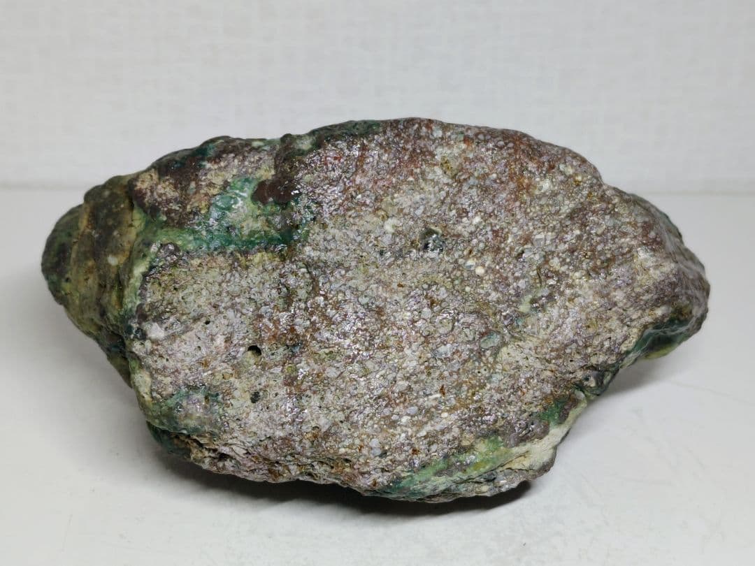 孔雀石 1.8kg 紋石 原石 鑑賞石 自然石 誕生石 鉱物 鉱石 水石