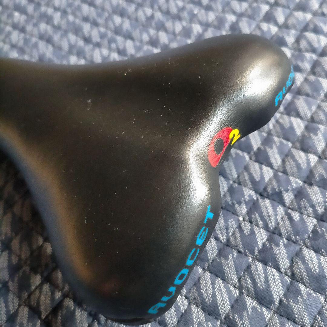 【90s☆ビンテージ】AVOCET チタンレール サドル O²