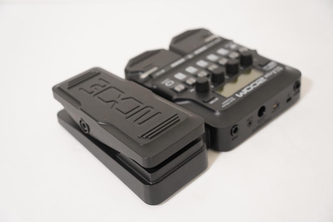 【送料無料】ZOOM ズーム ギター用マルチエフェクター G1X FOUR