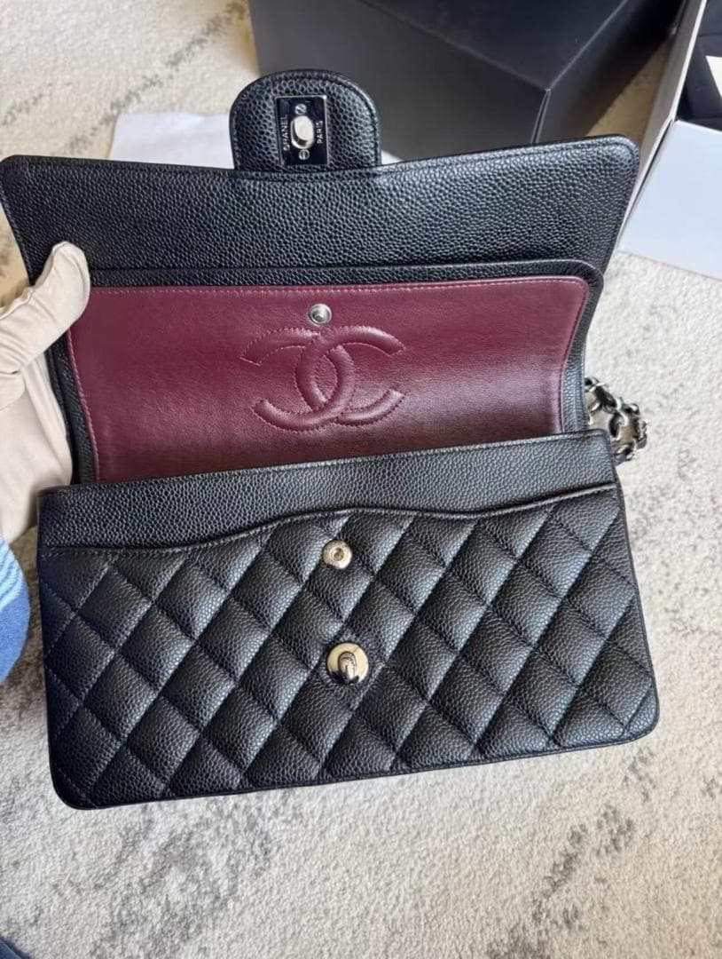 CHaNEL ブラックレザーショルダーバッグ(^^)✨