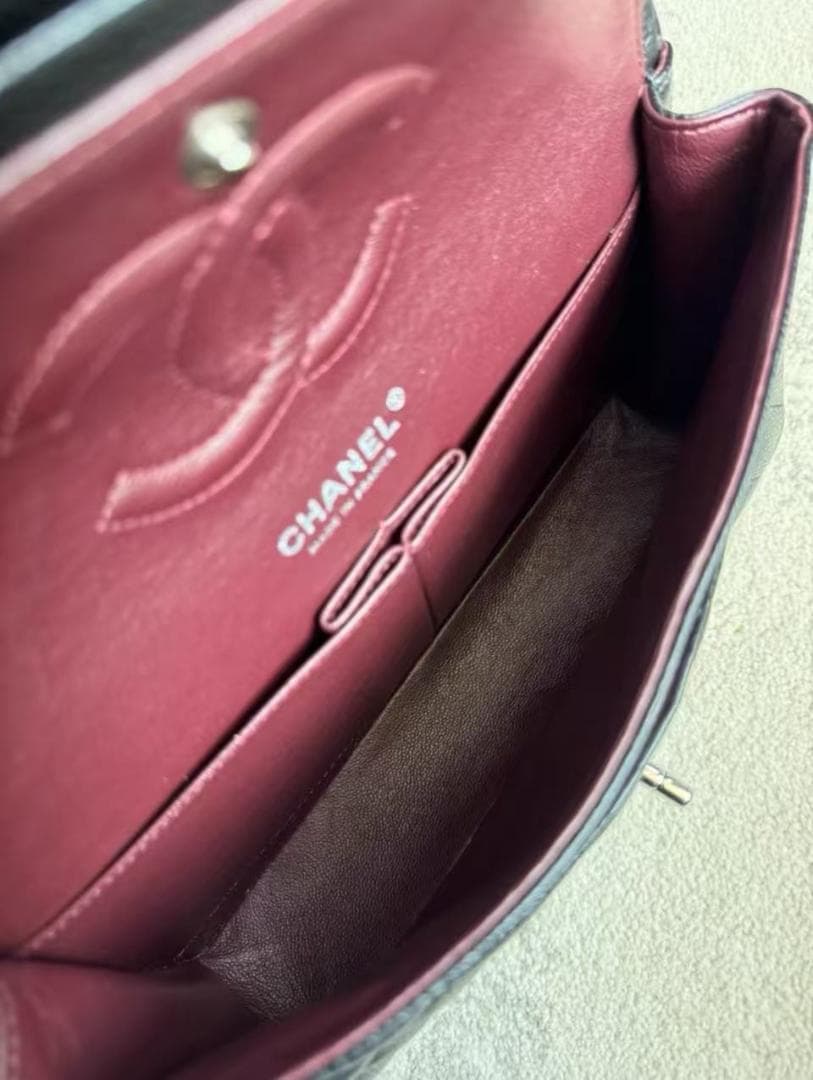 CHaNEL ブラックレザーショルダーバッグ(^^)✨