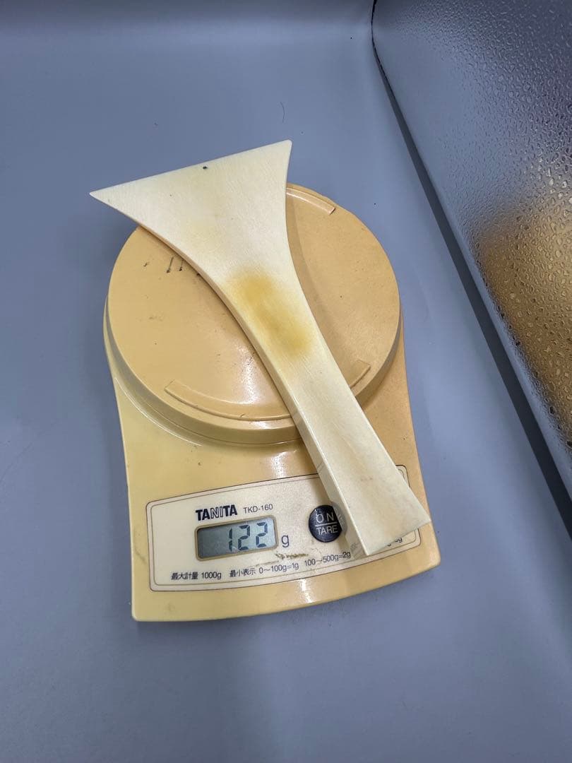 255ヴィンテージ　 天然素材　三味線バチ　重さ約122g