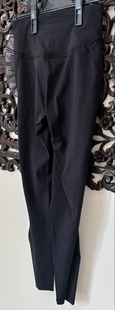 超美品 lululemon ルルレモン レギンス Asia Fit