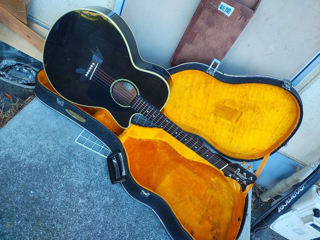美品 Takamine T−E 14 STB プリアンプ付きエレアコ HC付き