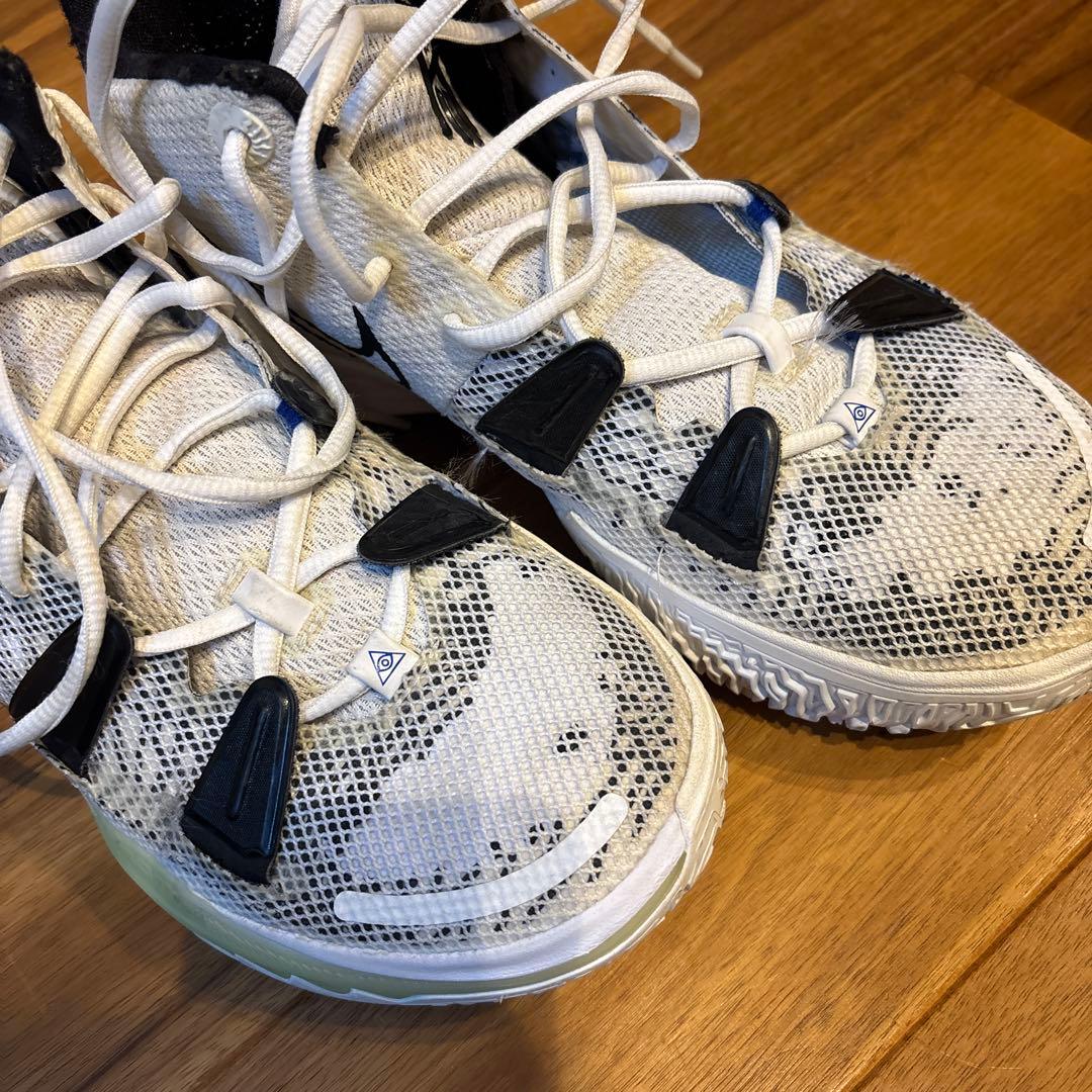 NIKE カイリー７　26cm