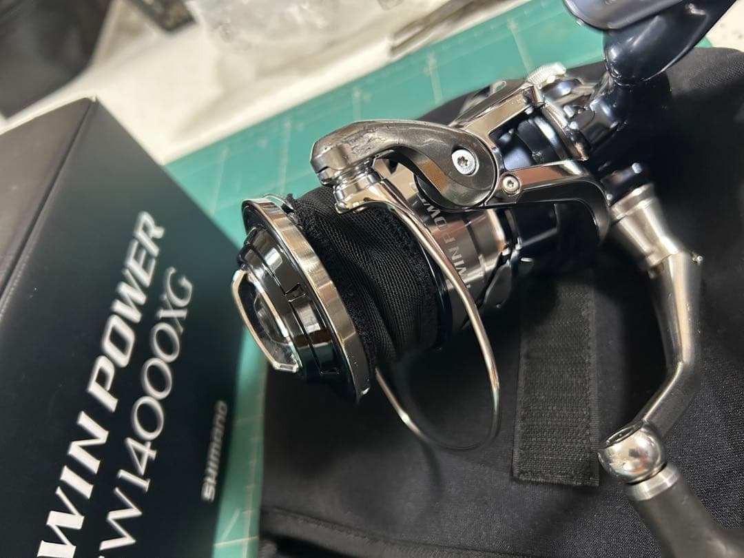 SHIMANO 21TWIN POWER SW14000XG スピニングリール