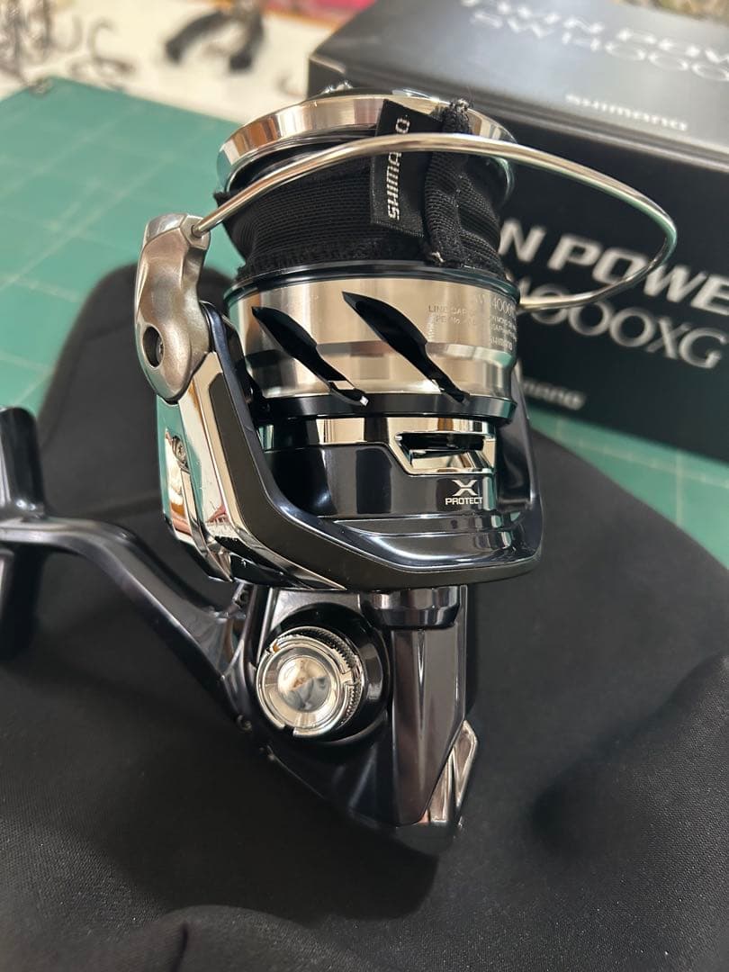 SHIMANO 21TWIN POWER SW14000XG スピニングリール
