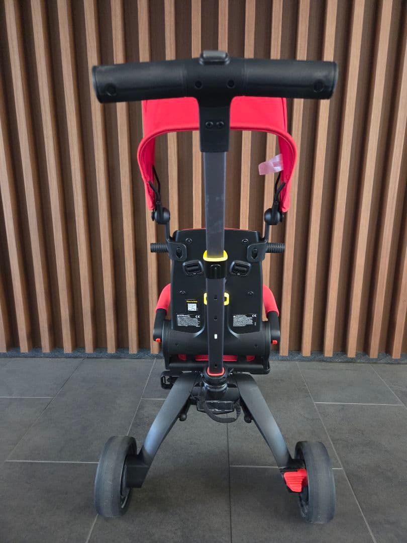 Doona Liki Trike リキトライク　折り畳み式三輪車　レッド