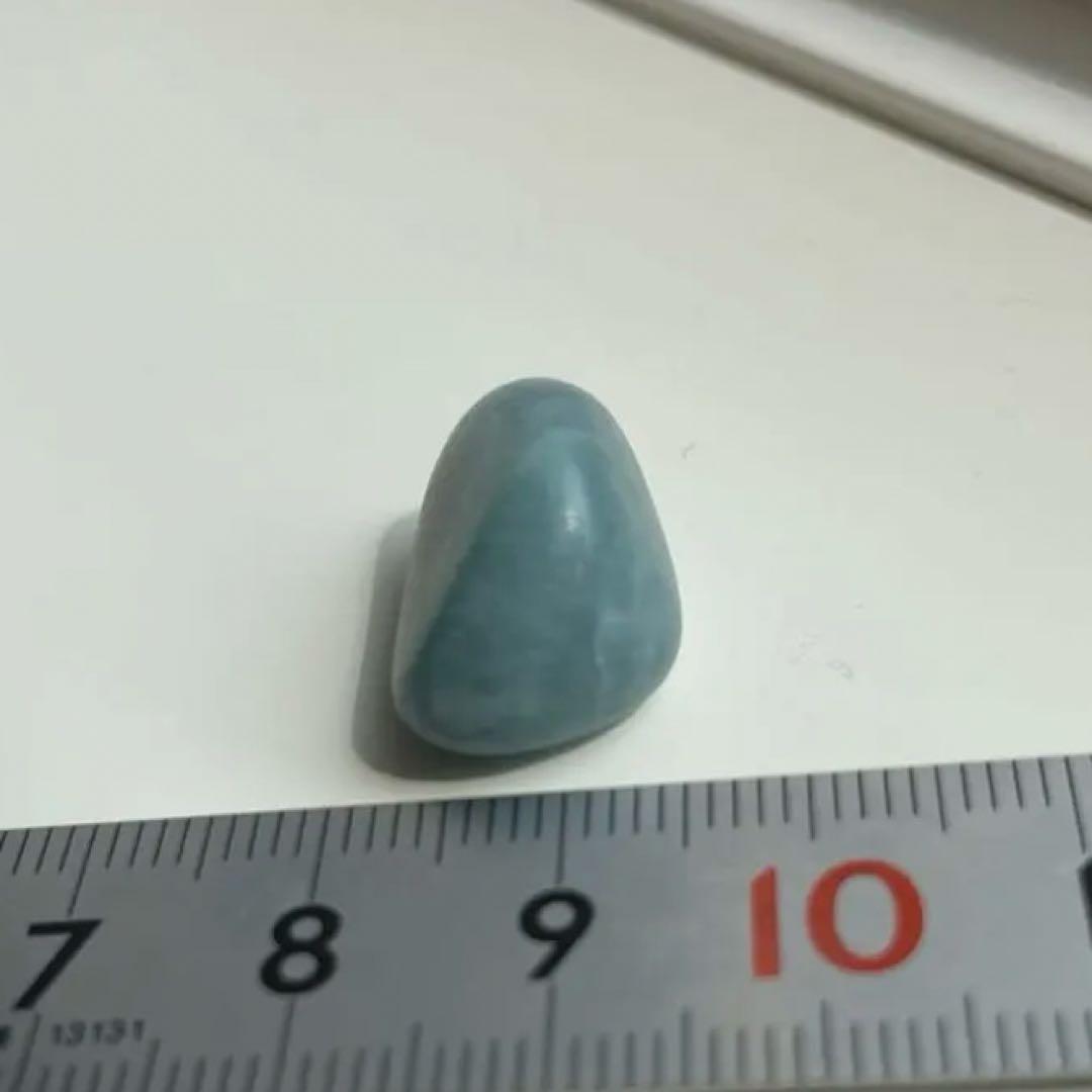 糸魚川翡翠　入りコン沢産　青翡翠