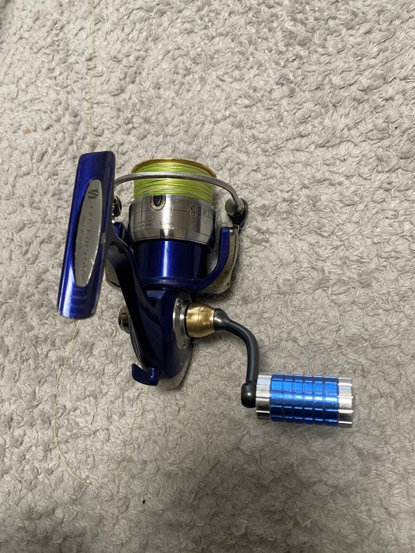 Daiwa セルテート 2500 R-CUSTOM スピニングリール
