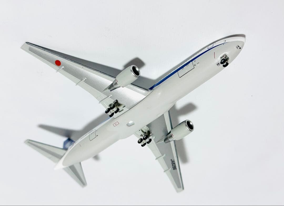 全日空商事 1/400 B767-300ER WAC
