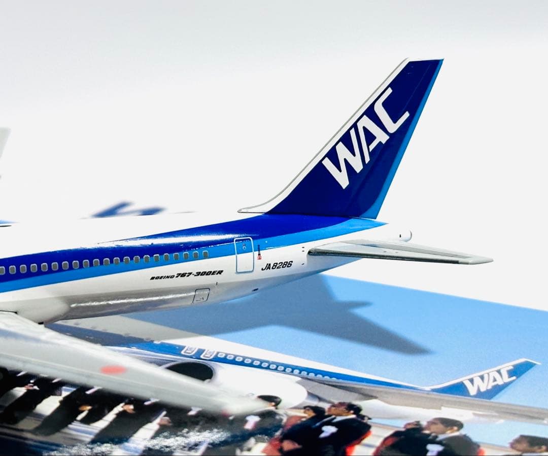全日空商事 1/400 B767-300ER WAC