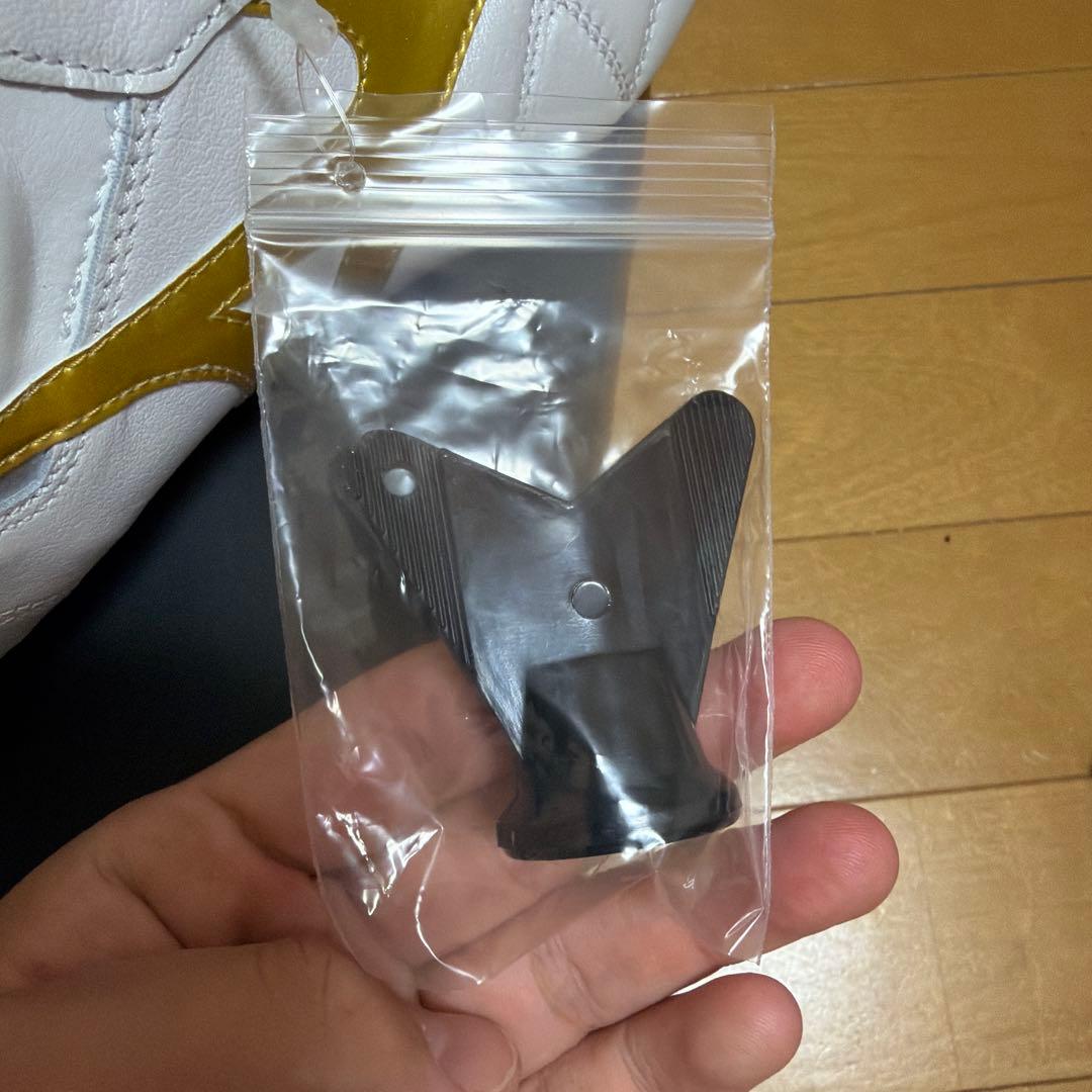 Mizuno Morelia サッカーシューズ ホワイト/ゴールド　取り替え式