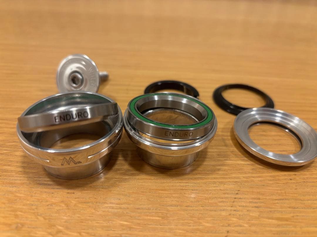 WHITE INDUSTRIES ヘッドセット ホワイトインダストリーズ