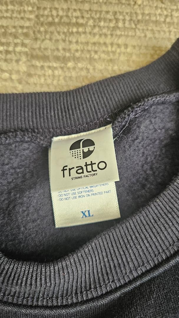 fratto ブラック トレーナー