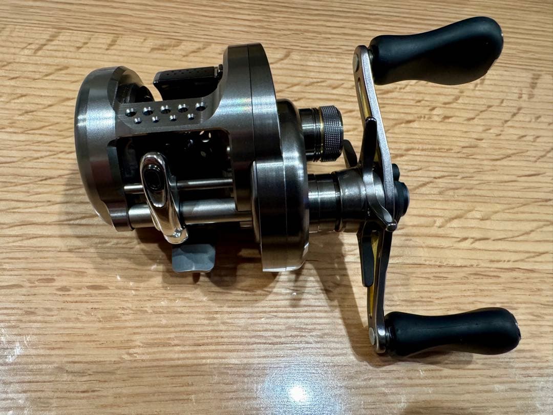 シマノ 17カルカッタコンクエスト BFS HG 左