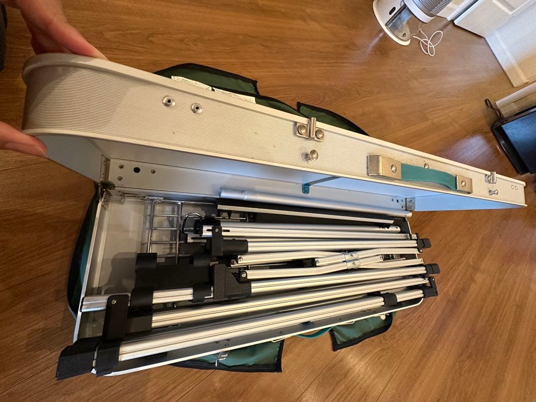 Colemanキッチンテーブル&パワーハウスLPツーバーナーストーブIIセット