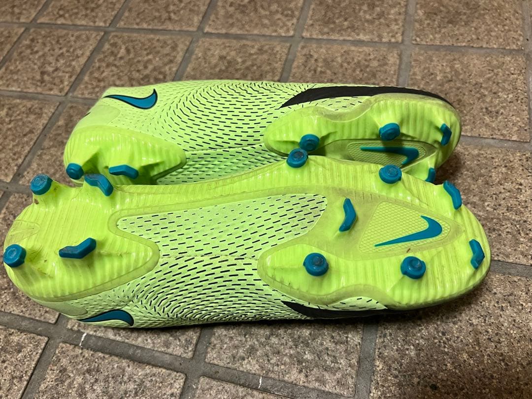 NIKEファントム