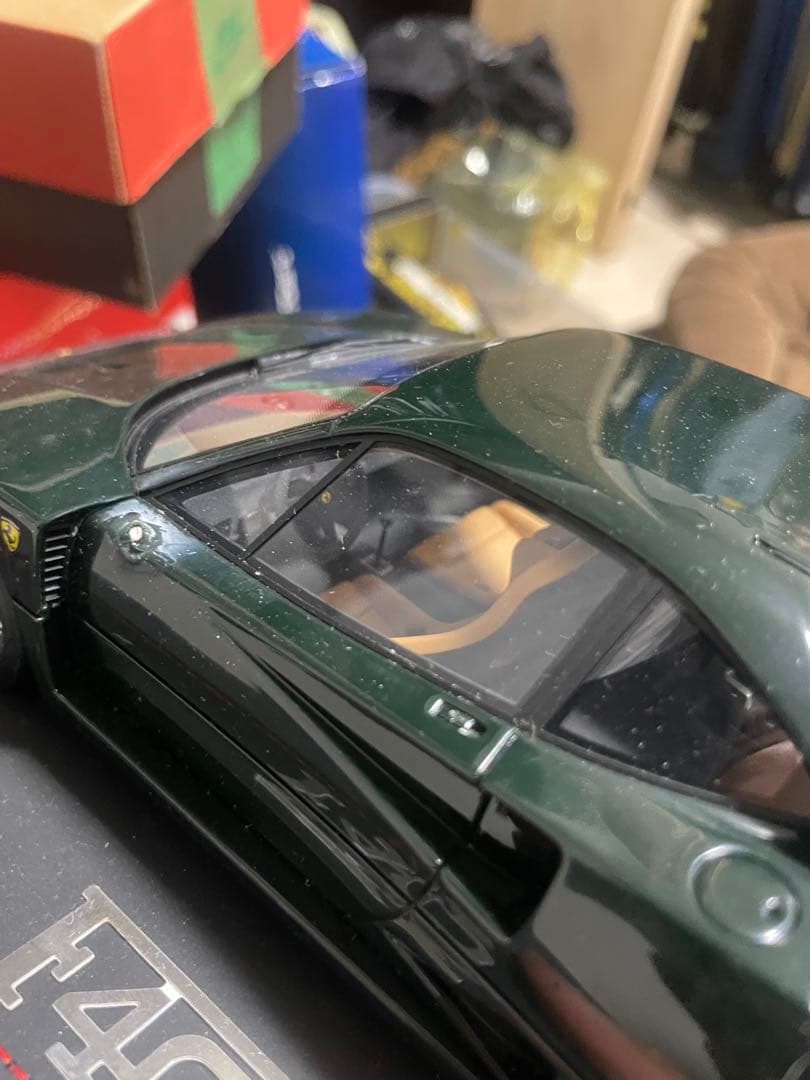 BBR MODEL 1/18 フェラーリ F40 1987 グリーンアベトーネ