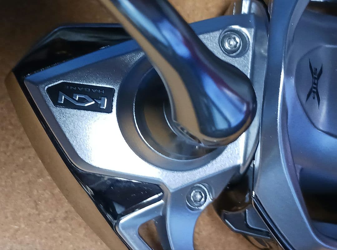美品 ほぼ新品 シマノ 15ストラディック 2500S