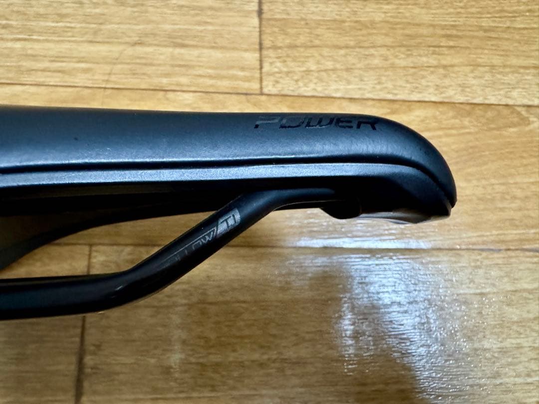 Specialized Powerサドル　143mm