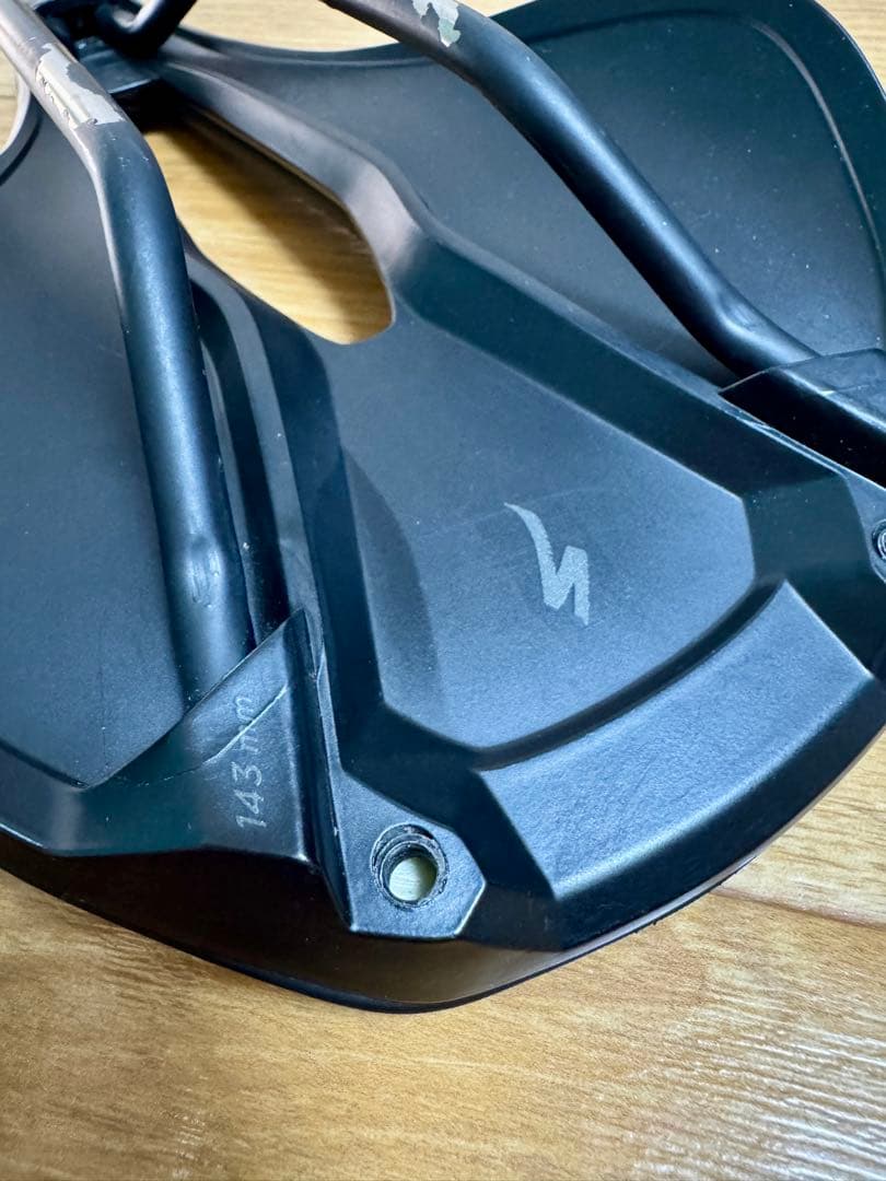 Specialized Powerサドル　143mm