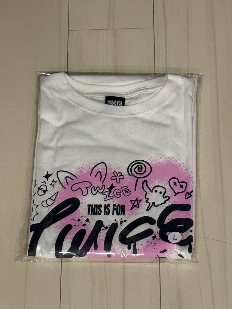 【即配送可】TWICE 【THIS IS FOR】Tシャツ