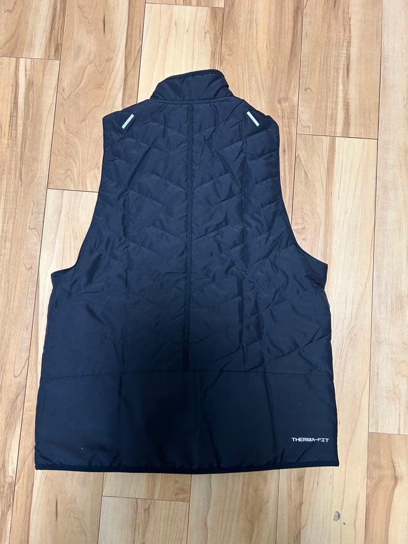 NIKE ナイキ　中綿ベスト メンズ アウター 防寒 ランニング ベスト