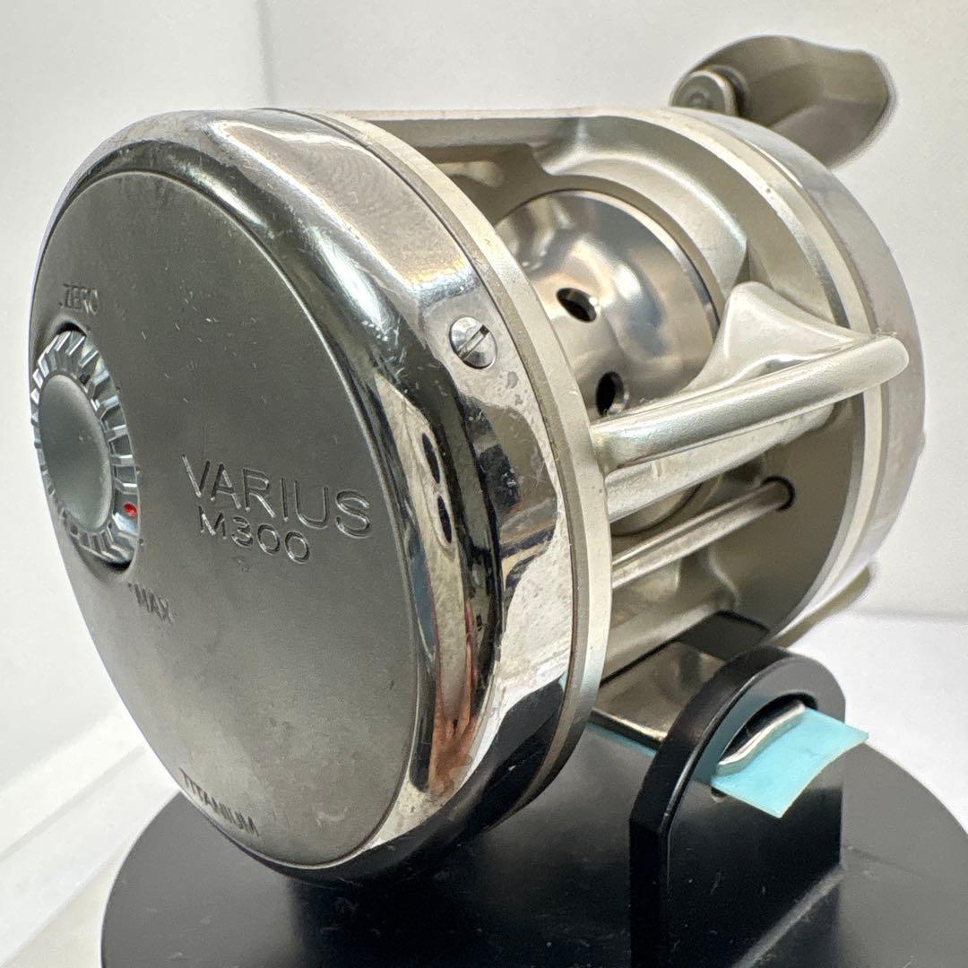 VARIUS M300 ベイトリール チタン製