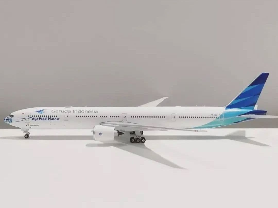 Garuda Indonesia Boeing 777-300 マスク