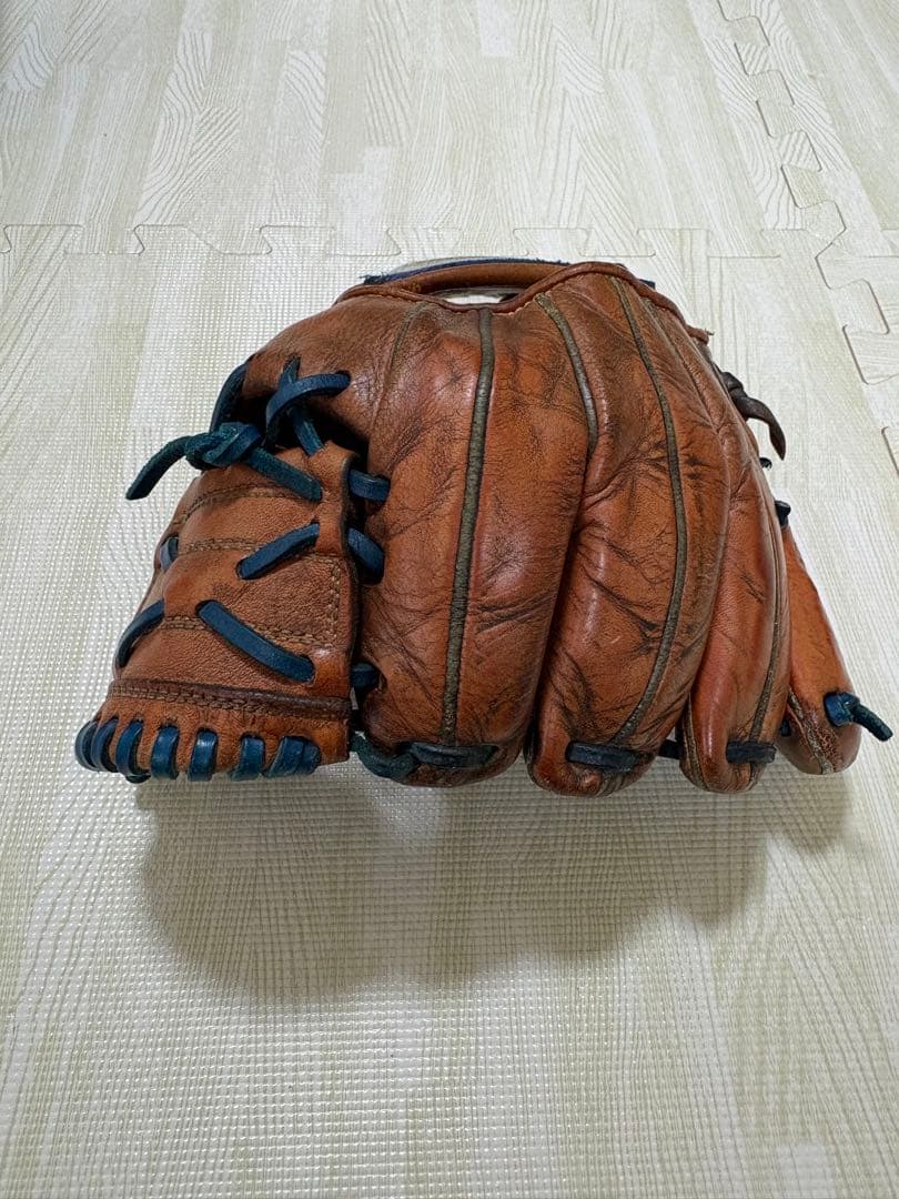 スラッガートレーニンググローブ　グローバルエリート少年軟式（高学年）グローブ