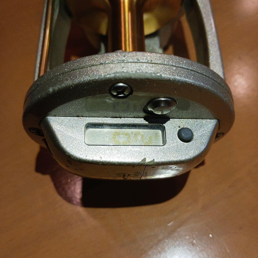 Hi-SPEED 4.9:1 フィッシングリール