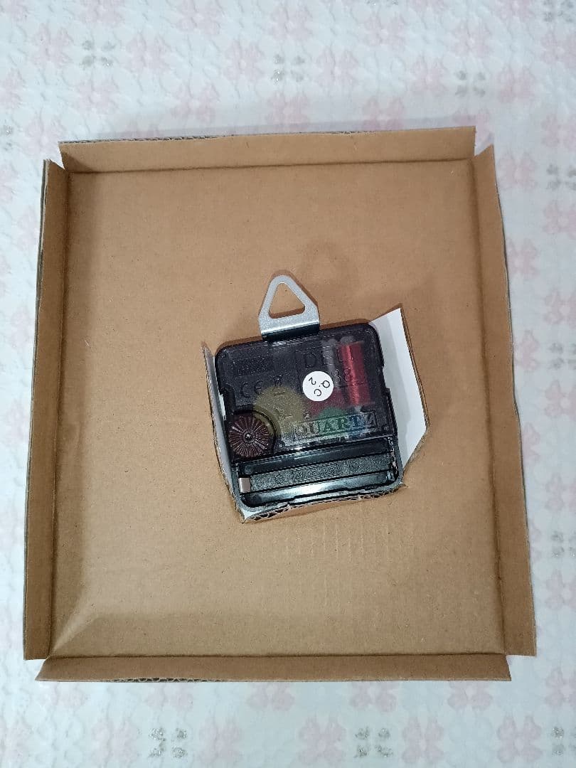❋新品❋ナタリー・レテのウサギと花の掛時計