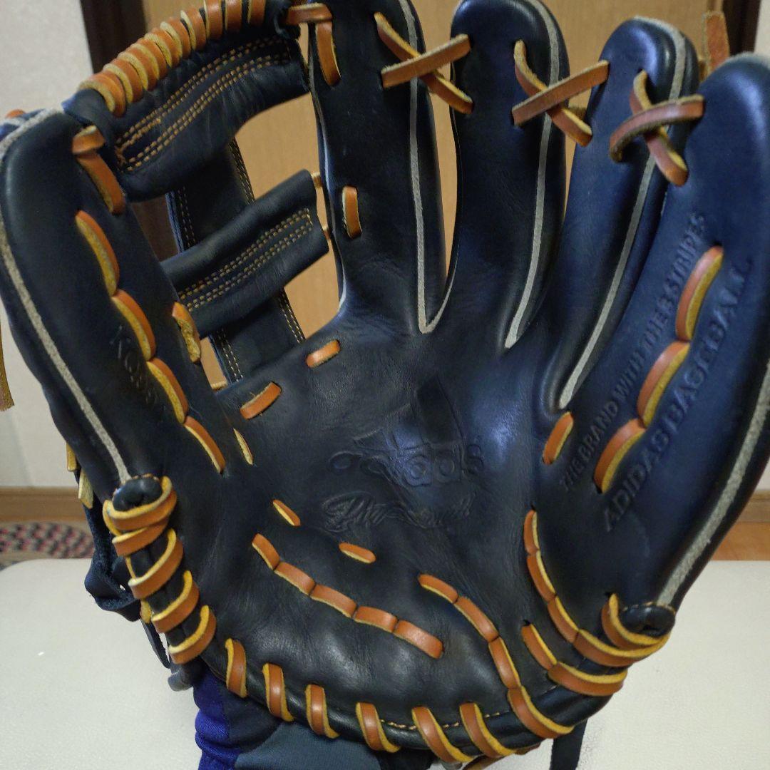 アディダス　西岡モデル　一般軟式用グローブ