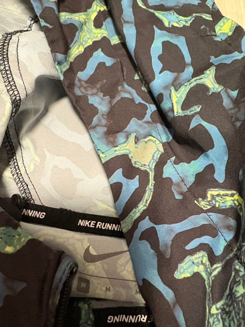 Nike Running ウィンドブレーカー ウェア　ヴェイパーフライ