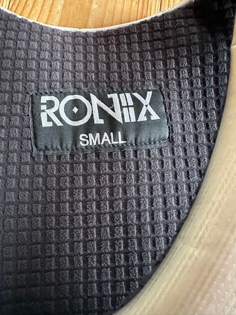 RONIX ライフジャケット Sサイズ シルバー/ブラック