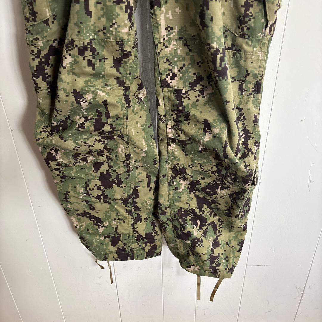 美品　米軍　実物　NWU AOR2 TYPEIII LARGE REGULAR