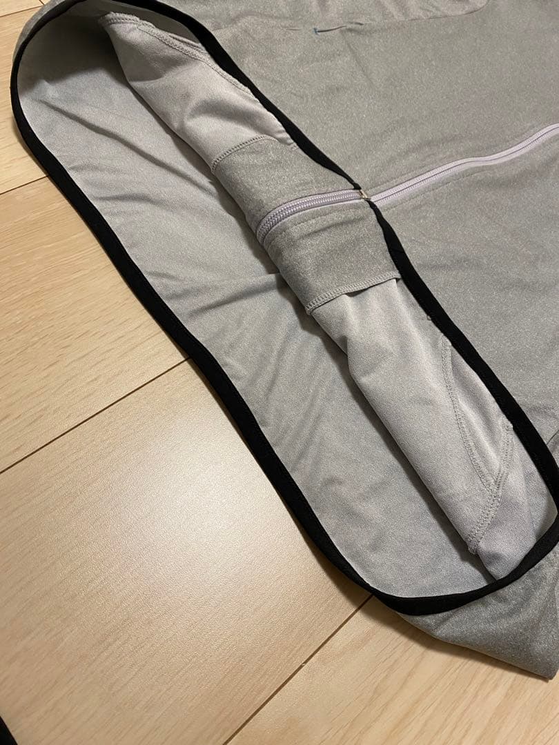 【美品】デサント　ジップアップジャケット　ジャージ　グレー　Oサイズ フード付き