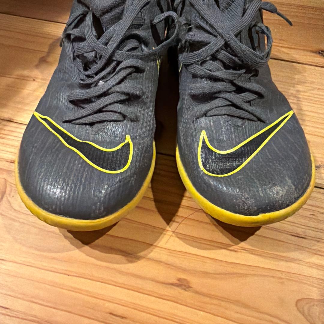 Nike サッカーシューズ グレー/イエロー
