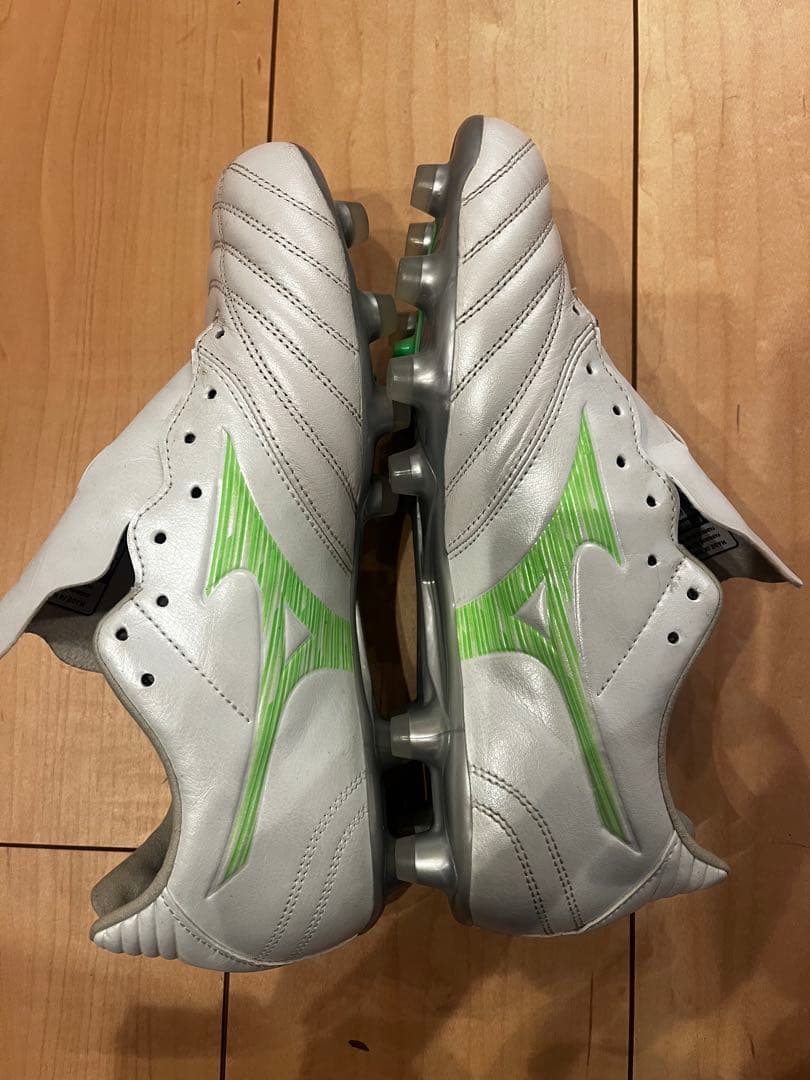 モナルシーダ NEO 3 WIDE ワイド PRO 幅広 軽量サッカー　スパイク