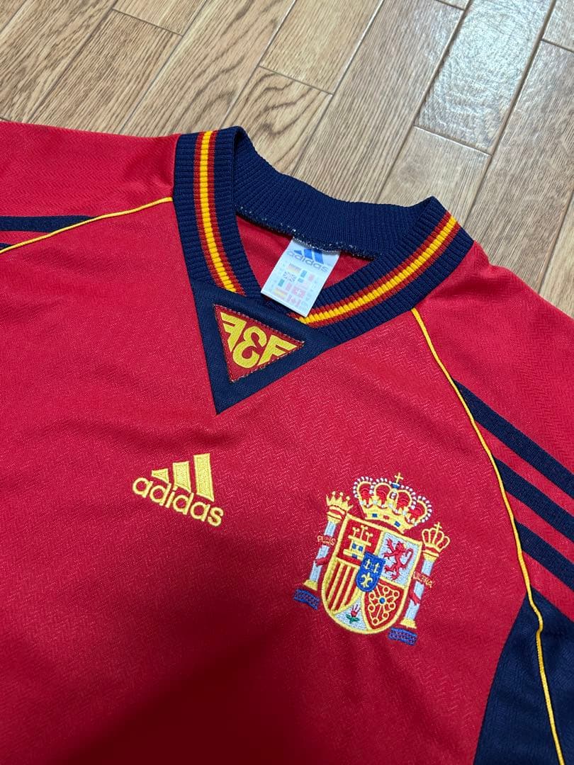 adidas バルセロナ　スペイン代表　ユニフォーム　古着　ビンテージ