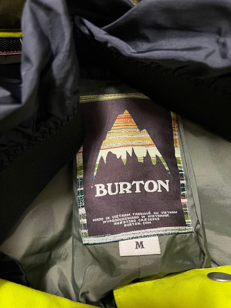 BURTONパンツM 、お尻保護プロテクター付き！