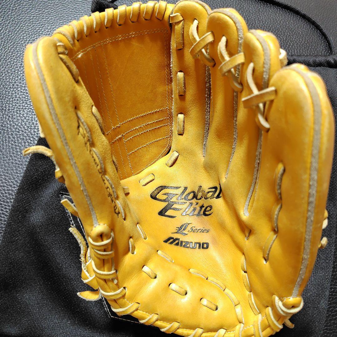Mizuno Global Elite 4 Series 軟式グローブ