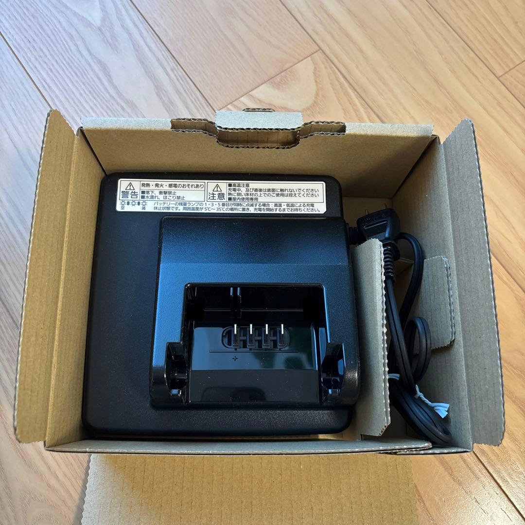 [新品　未使用] Panasonic NKJ075Z 充電器