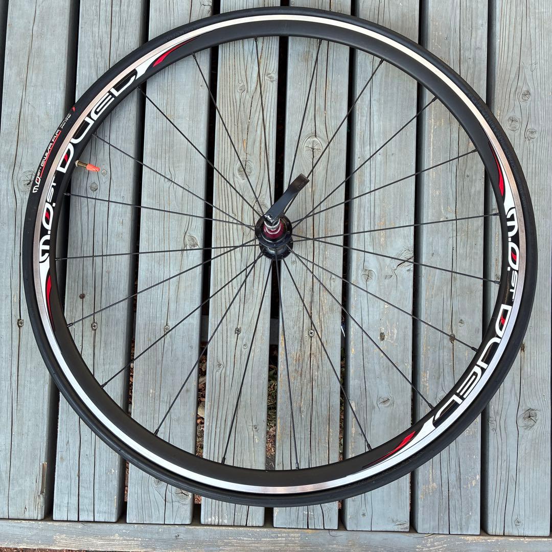 most Duel 完組ホイールセット 700C ブラック/レッド