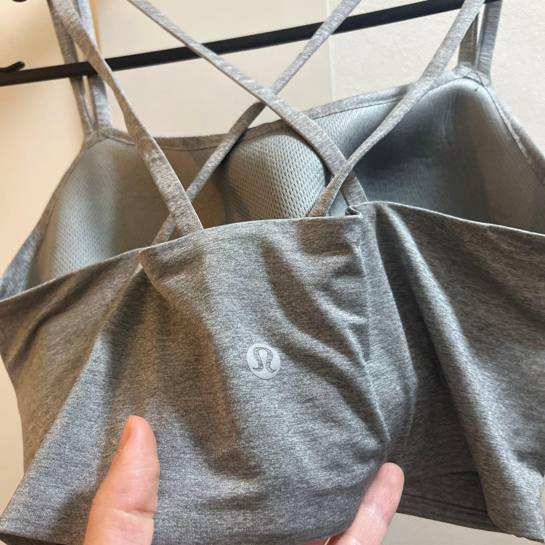 Lululemon グレー like a cloud ブラ