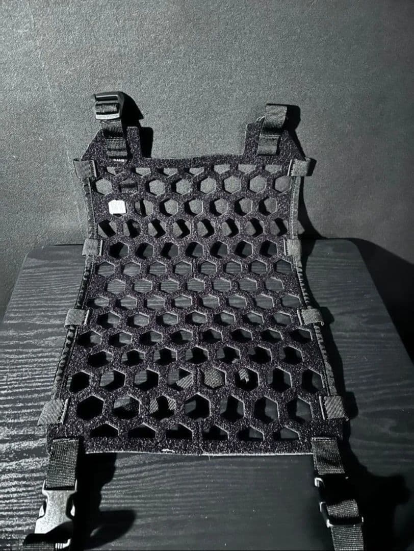 5.11 TACTICAL VR HEXGRID モジュラーパネル　車載