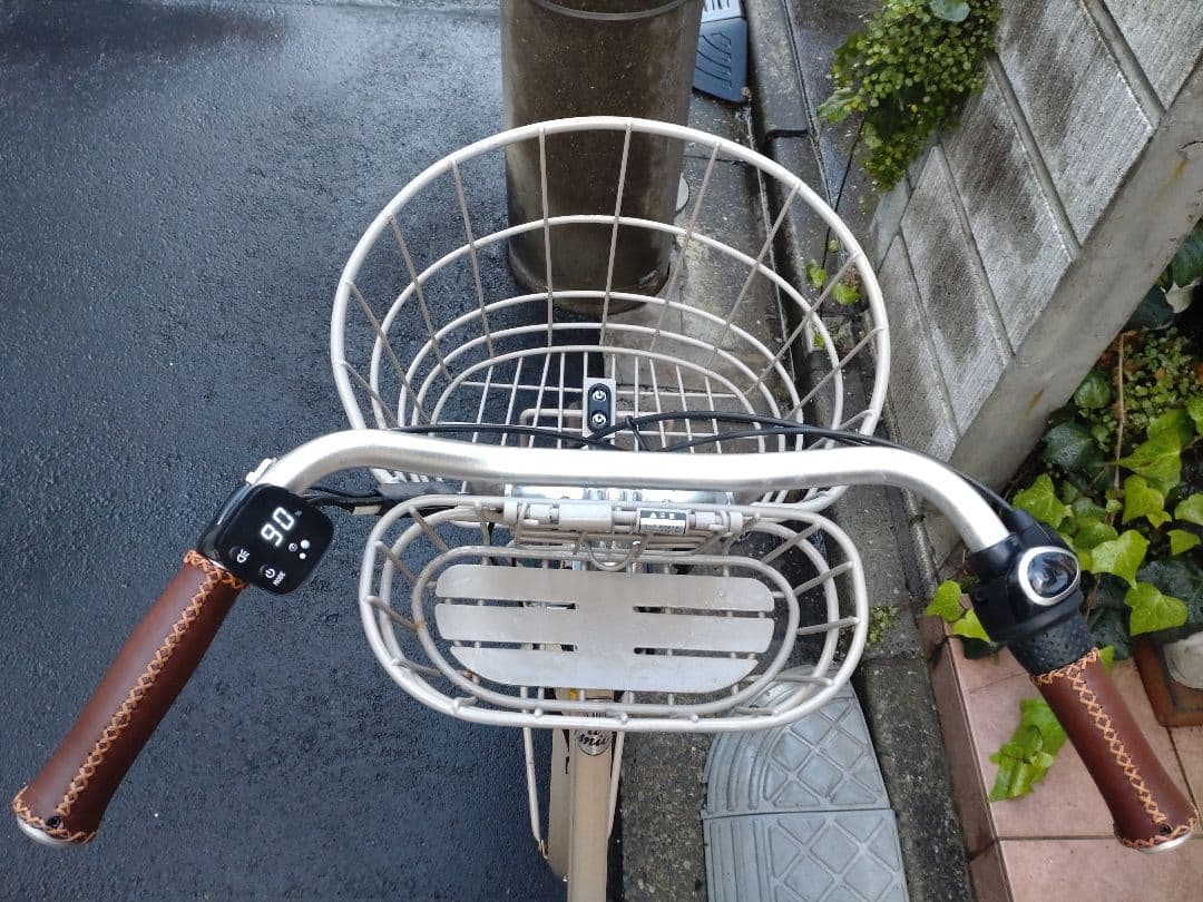 配送可★直接引渡可★カスタム【限定車ILMIOイルミオ】電動アシスト自転車OGK
