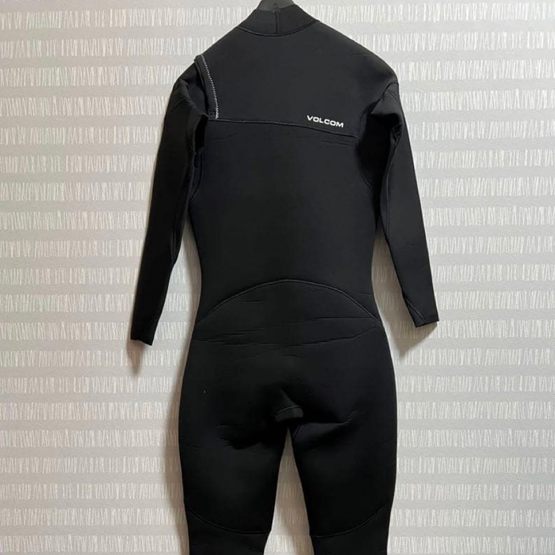 新品VOLCOMボルコム モジュレーター4/3mmチェストジップフルスーツM