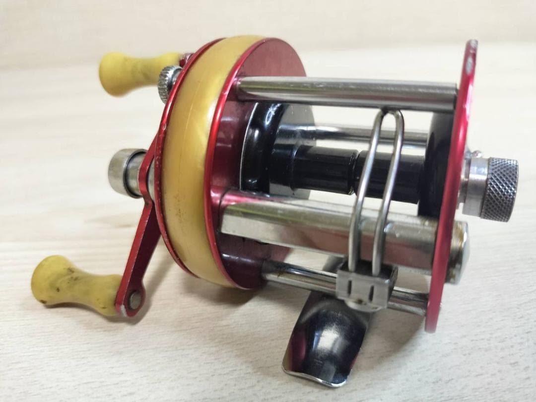 アブガルシア　アンバサダー1750 ビンテージ　リール abu